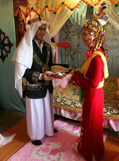 Cham ethnic wedding ceremony