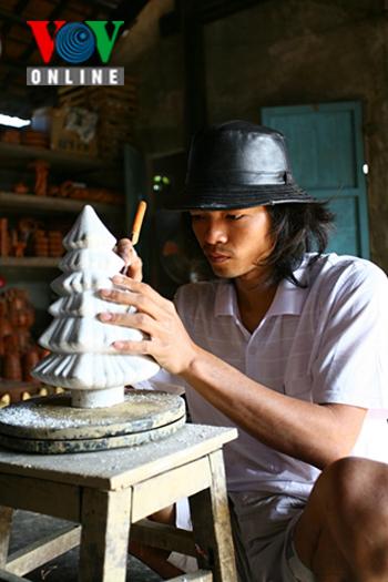 Thanh Ha Ceramic Village in Hoi An Ancient Town Thanh Ha Ceramic Village in Hoi An Ancient Town