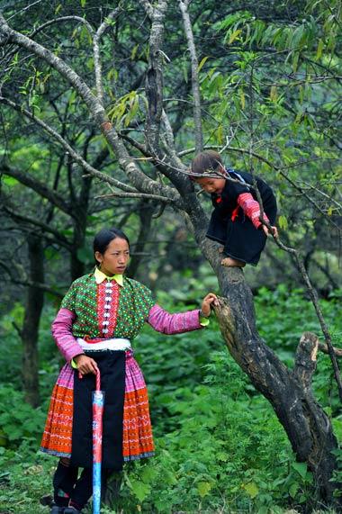 Joining Fun in Traditional games of children in Vietnam’s mountainous region Joining Fun in Traditional games of children in Vietnam’s mountainous region