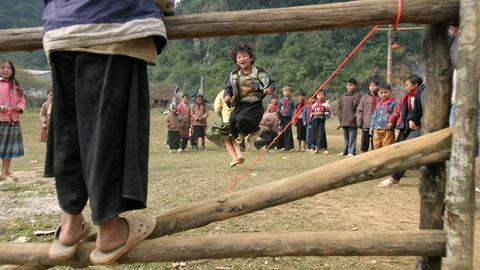 Joining Fun in Traditional games of children in Vietnam’s mountainous region