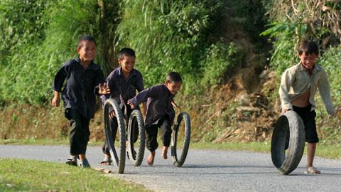 Joining Fun in Traditional games of children in Vietnam’s mountainous region Joining Fun in Traditional games of children in Vietnam’s mountainous region