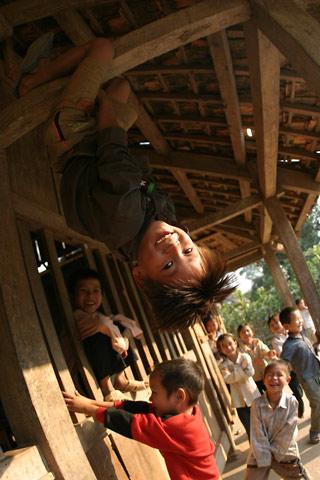 Joining Fun in Traditional games of children in Vietnam’s mountainous region