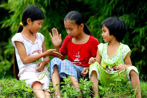 Joining Fun in Traditional games of children in Vietnam’s mountainous region