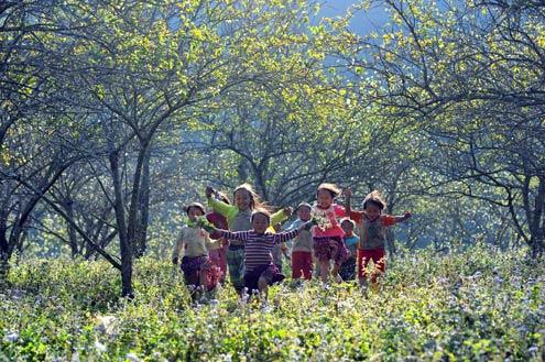 Joining Fun in Traditional games of children in Vietnam’s mountainous region