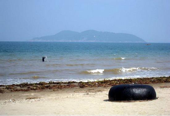 Cua Lo Beach-Nghe An Lures Tourists in Vietnam Travel