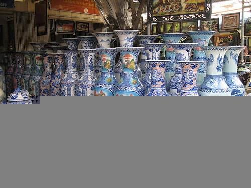  Bat Trang ceramics in Vietnam