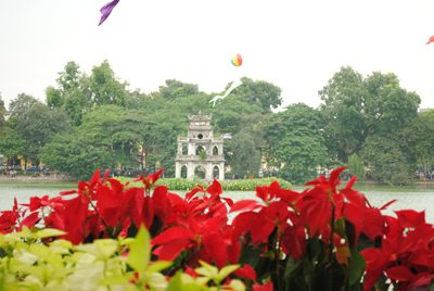 Hoan Kiem lake